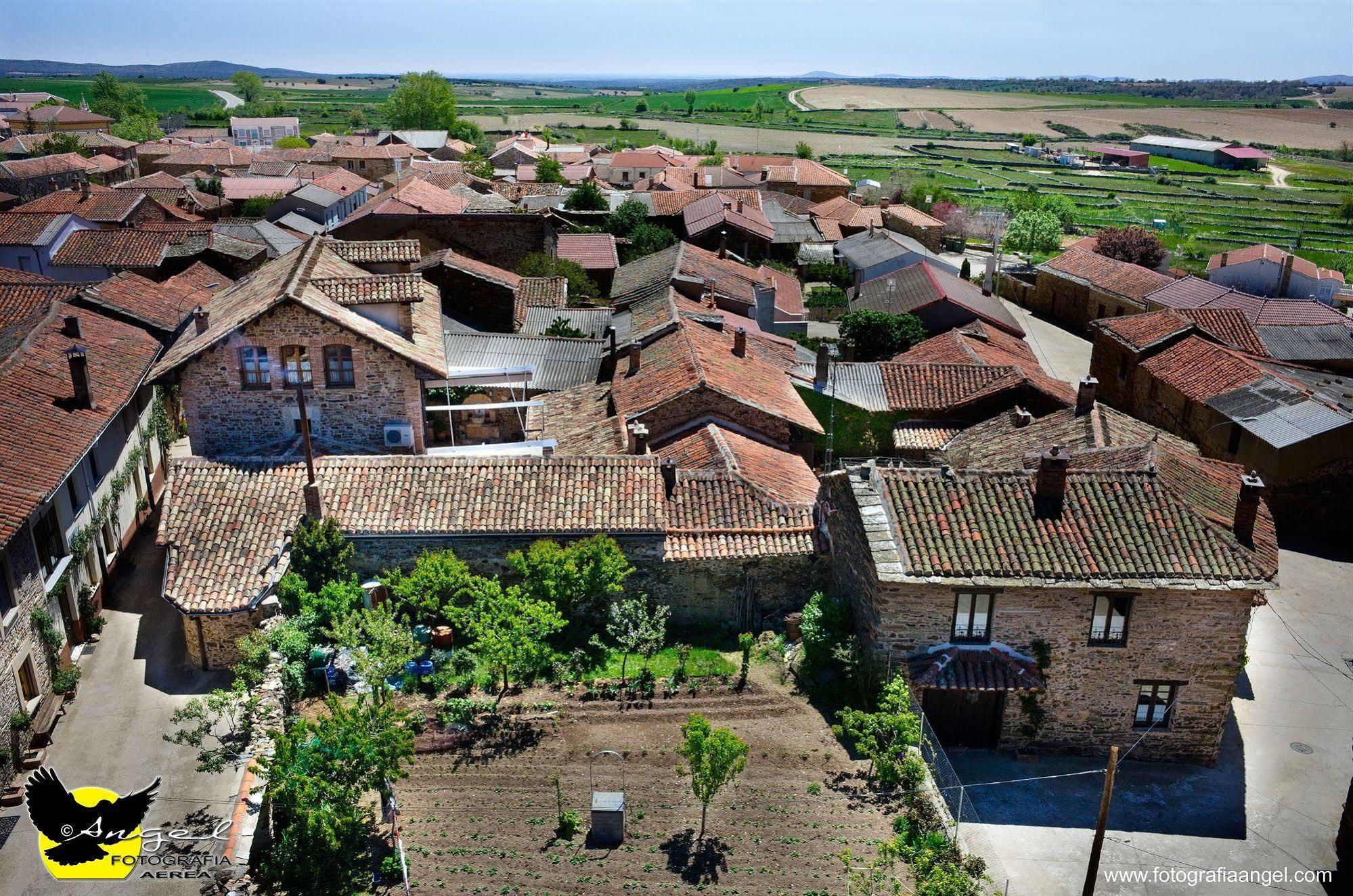 Hosteria Camino Luyego de Somoza Екстер'єр фото